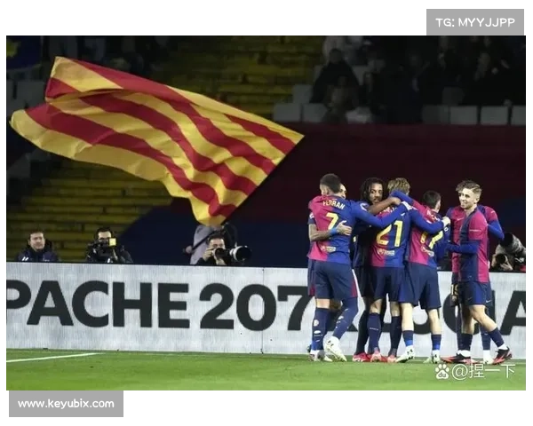 加泰媒体曝巴萨放弃莱万续约背后隐藏重建信号还是无奈抉择